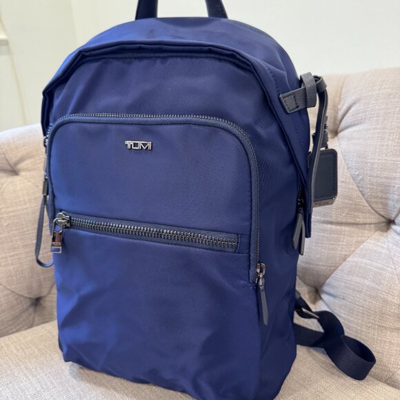 Tumi women’s Voyageur Halsey Ocean Blue Backpack - Picture 2 of 7